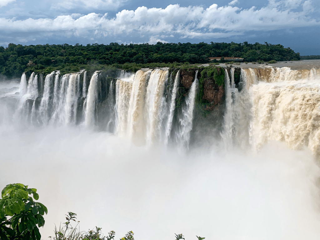 Iguazu Falls: the Wonderland of Water in Brazil and Argentina